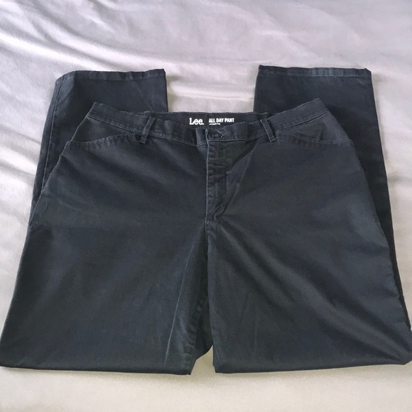Lee All Day Work Pants. EUC. - Picture 2 of 8